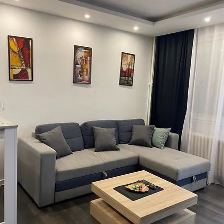 Mici Apartment *